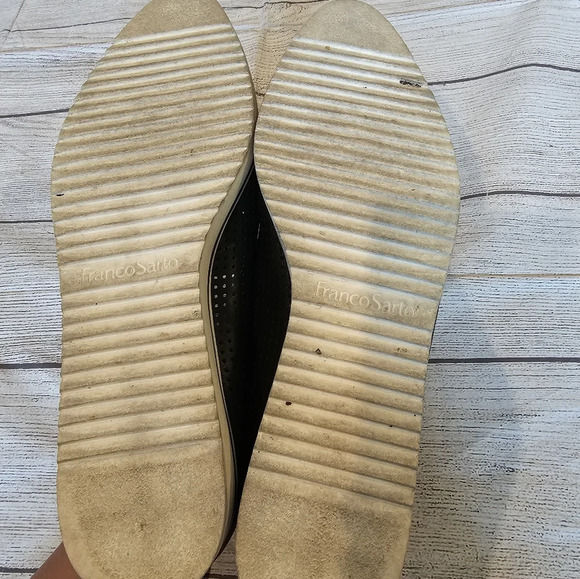 Franco Sarto Size 9 black almond toe Perforated comfortable Slip On - Picture 6 of 10
